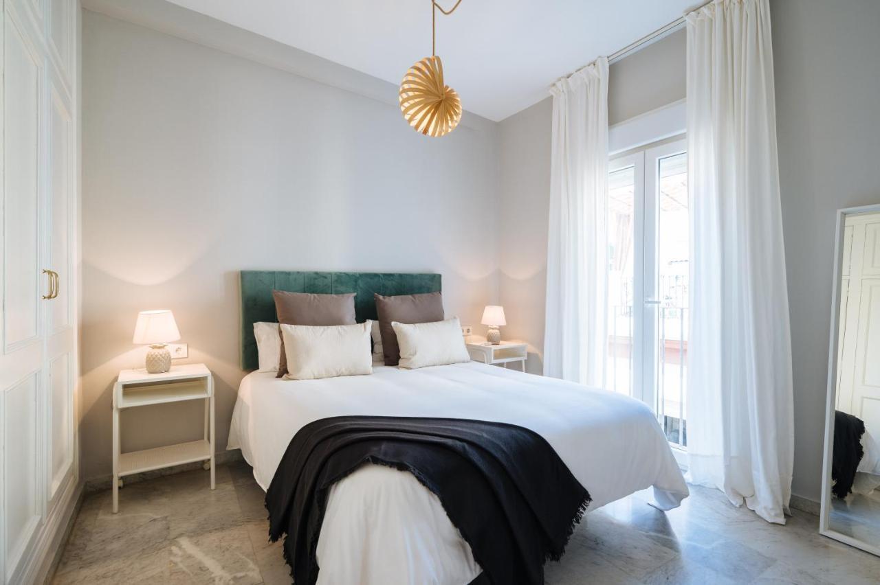 Guadalquivir Terrace Suite Apartments Севилья Экстерьер фото