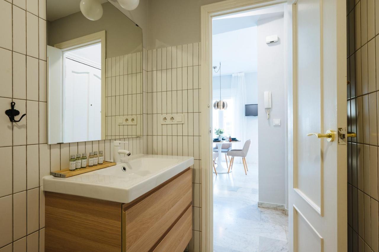 Guadalquivir Terrace Suite Apartments Севилья Экстерьер фото
