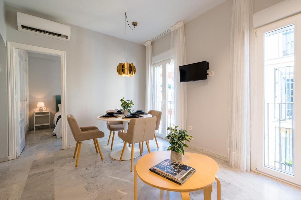 Guadalquivir Terrace Suite Apartments Севилья Экстерьер фото